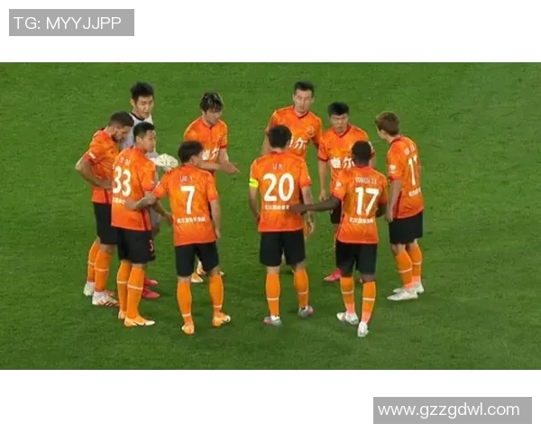 武汉篮球队速度之争引发热议球迷观点各异激烈讨论