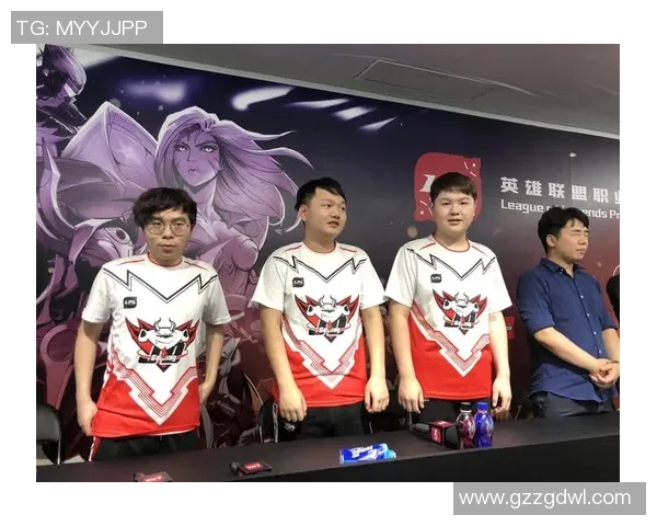英雄联盟战术深度解析：JDG战队的成功之道与策略探讨