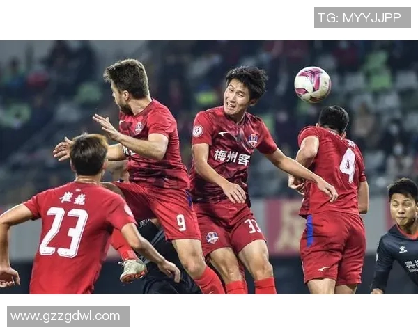 上海足球队整体压制革新之路：战术变革与未来展望分析