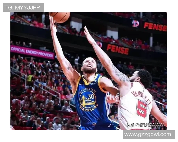 弗雷德范弗利特的崛起之路与NBA生涯的精彩瞬间