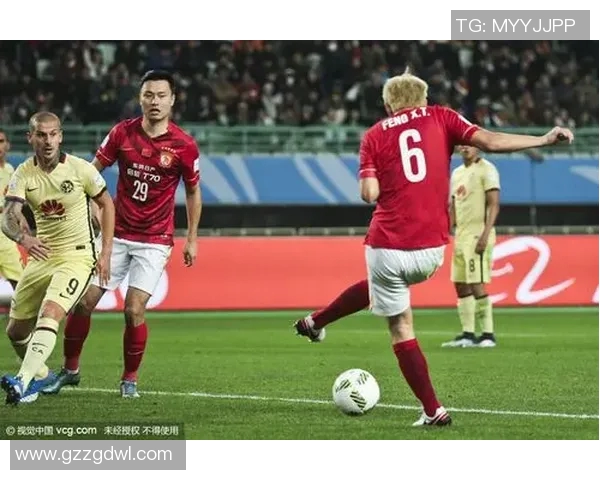 恒大淘宝对阵巴萨的精彩较量揭示中西足球文化的碰撞与融合