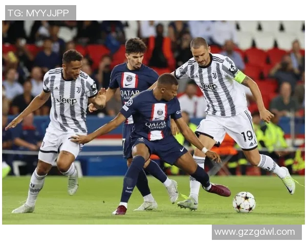 捷克与德国足球对决精彩进球回顾及赛后分析 捷克与德国足球对决精彩进球回顾及赛后分析