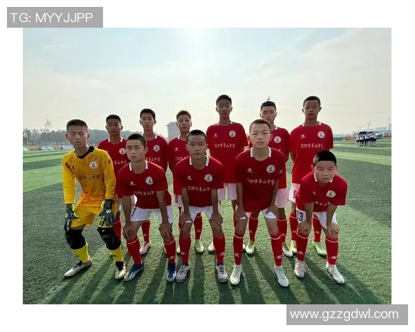 日本与加纳友谊赛精彩对决展现足球魅力与团队精神 日本与加纳友谊赛精彩对决展现足球魅力与团队精神