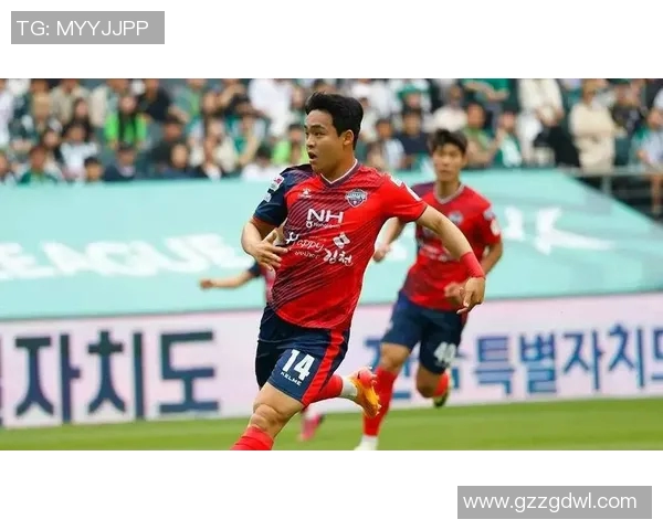 蔚山现代与济州联激战正酣比分胶着精彩瞬间回顾