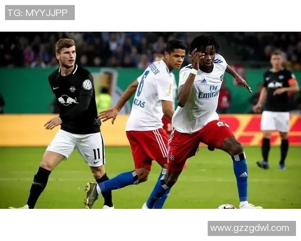 波尔蒂芒尼斯与费雷拉的激烈对决揭示足球战术的精彩博弈