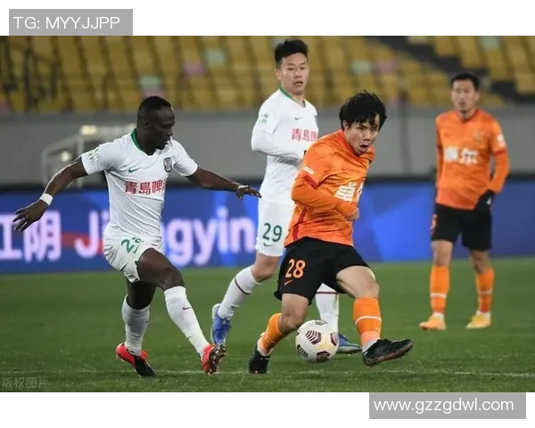 武汉足球队在全国锦标赛中的默契配合与战术执行分析